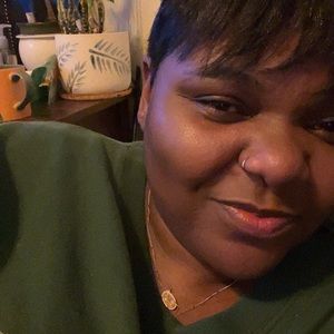 Meet your Posher, Ambrocine